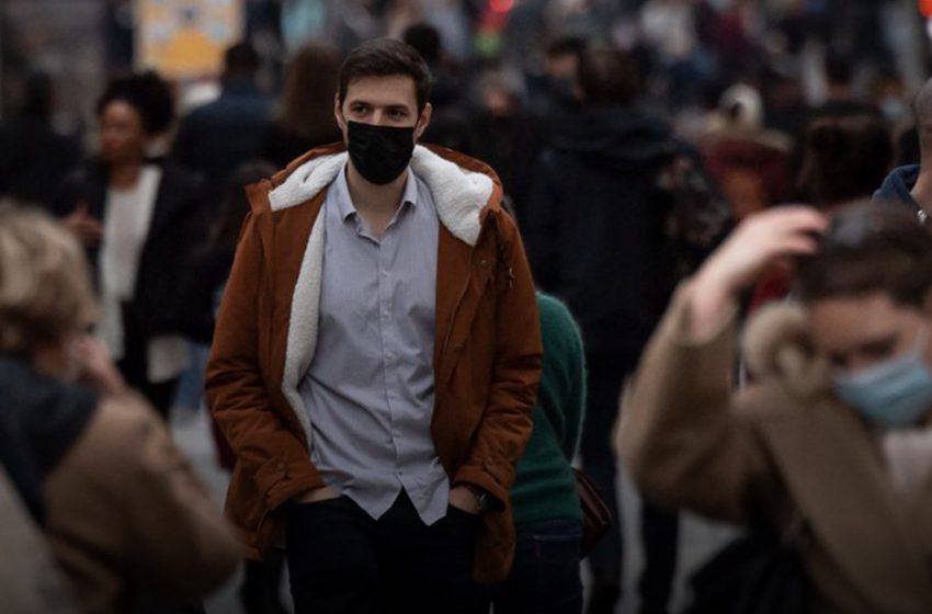  ¿Ocurrirá en Chile? Países del hemisferio norte comienzan a liberar el uso de mascarillas en espacios públicos