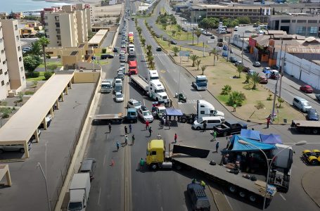 Camioneros de Antofagasta confirman que deponen paro: Rutas serán liberadas en horas de la mañana