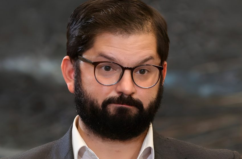  Cadem: «temor» o «incertidumbre» a Convención suben al 64% y aprobación de Boric sigue cayendo