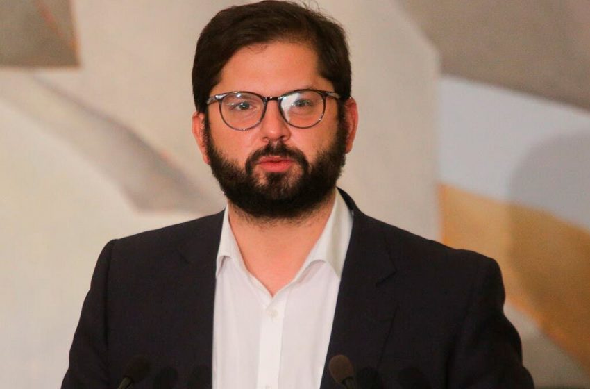  Encuesta Cadem: desaprobación de Boric sube al 50% y supera por primera vez a su aprobación