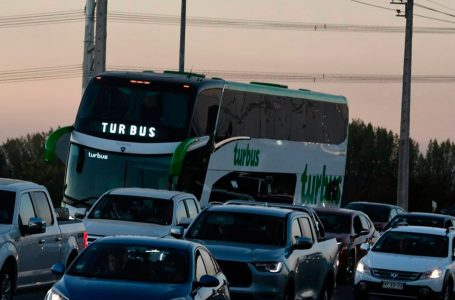 Más de 10 horas esperando en el taco: Kilométrica congestión en Ruta 5 Sur tras un choque